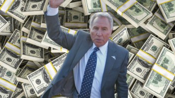 Football Bettor Cashes ‘Lee Corso Parlay’ With +19000 Odds After Perfect ‘College Gameday’ Finale
