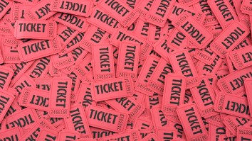 17-Year-Old Play-By-Play Announcer Calling His First-Ever Hockey Game Has Priceless Reaction After Learning His Mom Won The 50/50 Raffle