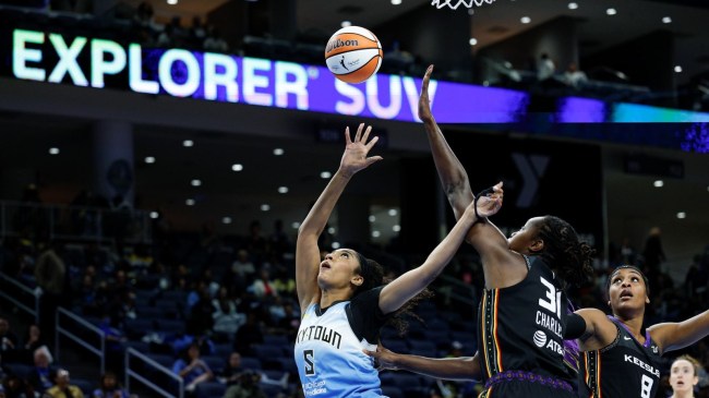 Angel Reese WNBA Chicago Sky