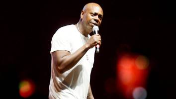 Dave Chappelle Further Taints Legacy With Defense Of Saudi Arabia Gig, Saying It’s ‘Easier’ To Talk There Because Of ‘Cancel Culture’ Here