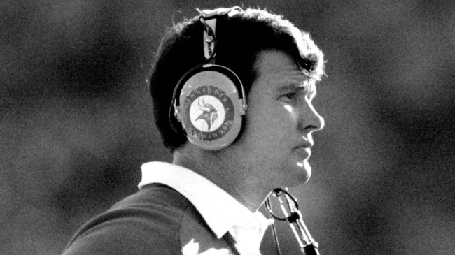 Vikings coach Les Steckel