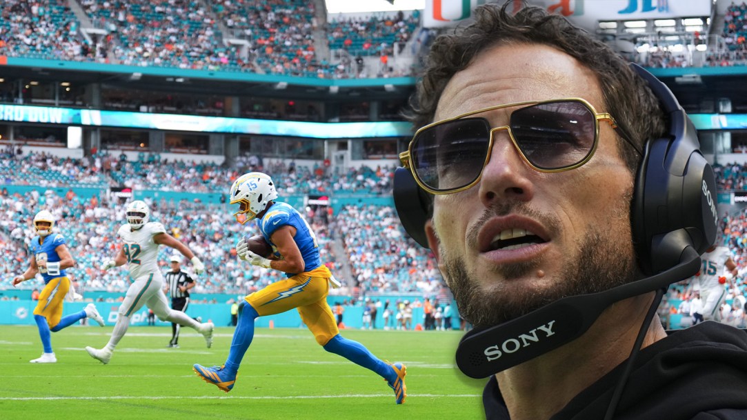 Miami Dolphins Crowd Fans Boo Mike McDaniel Fired